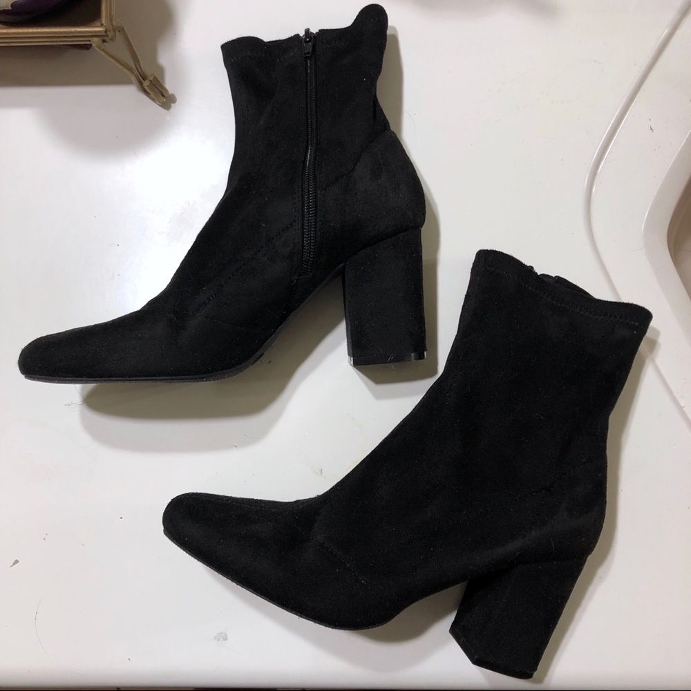 ⭐️Boohoo - Suede Sock Boots⭐️ FREE W/ PURCHASE